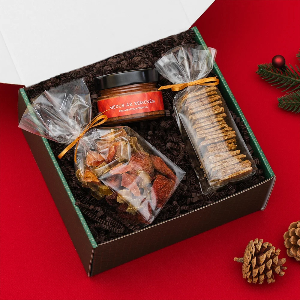 Ziemassvētku dāvanu komplekts "Ziemas zemene"