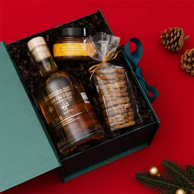 Ziemassvētku dāvanu komplekts "Zelta lācene"