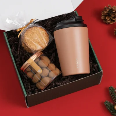 Ziemassvētku dāvanu komplekts "Vienmēr līdzi"